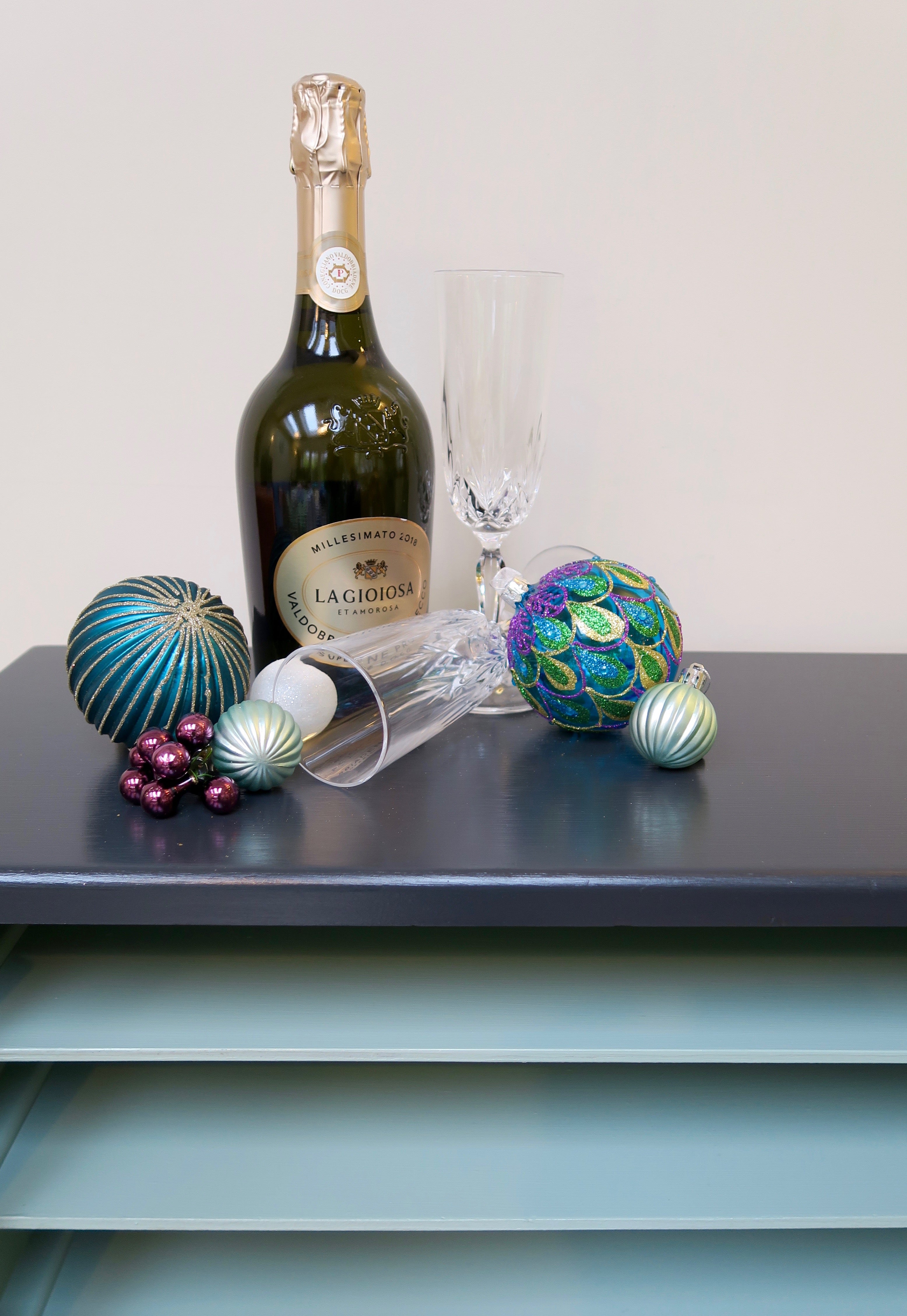 Peacock Feather Drinks Cabinet