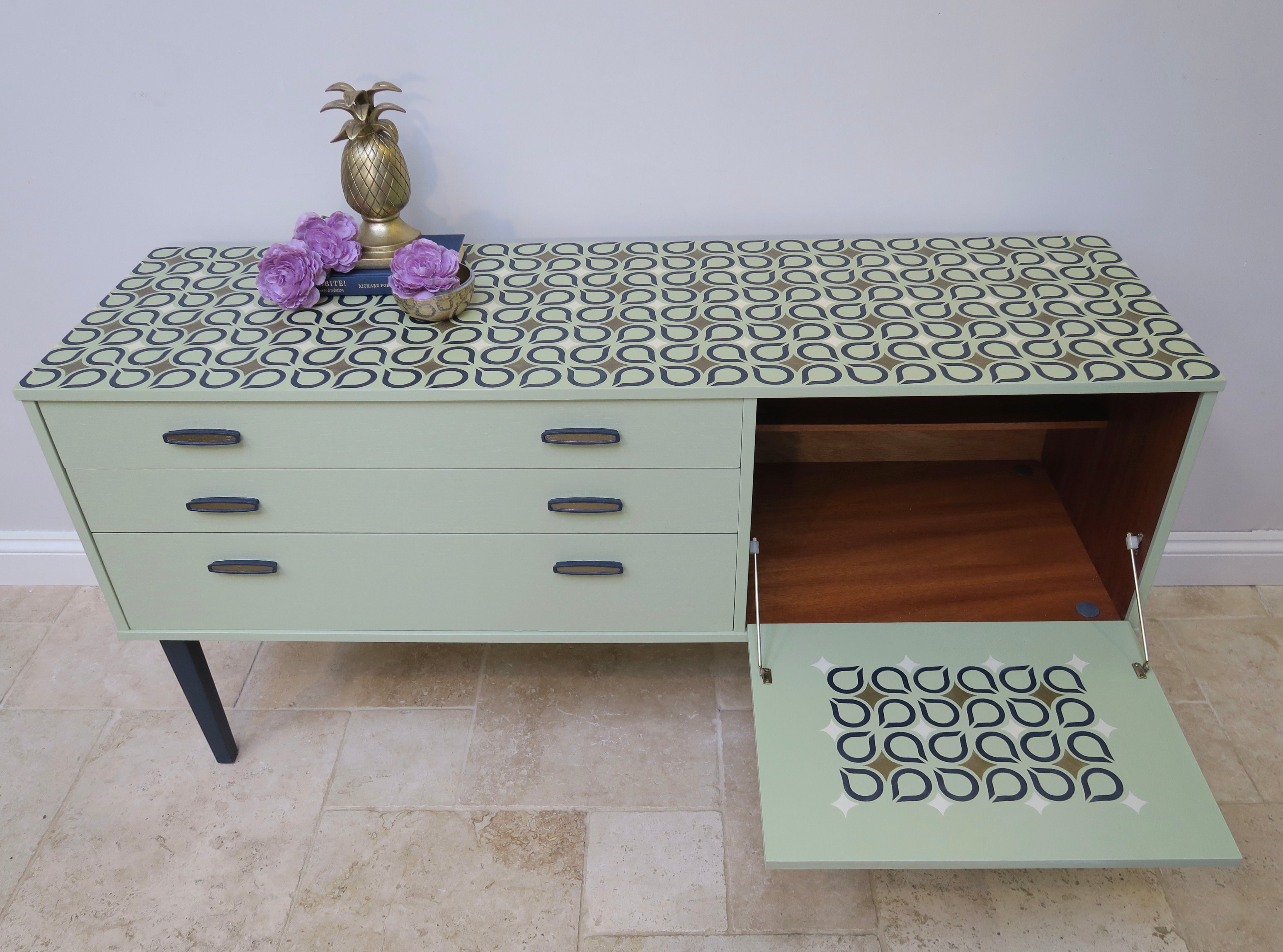 Retro Avalon Sideboard