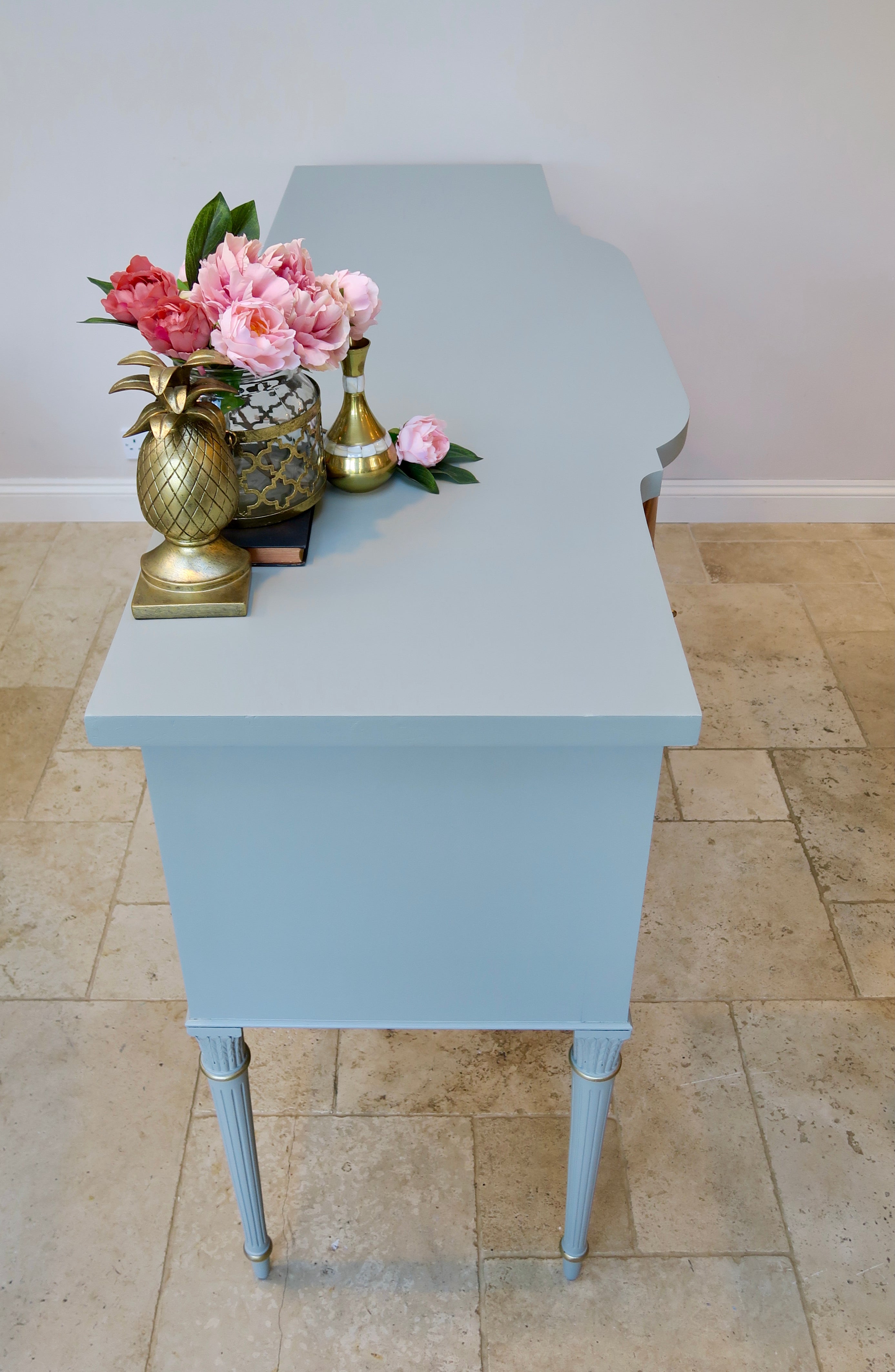 Magnolia Mahogany Sideboard