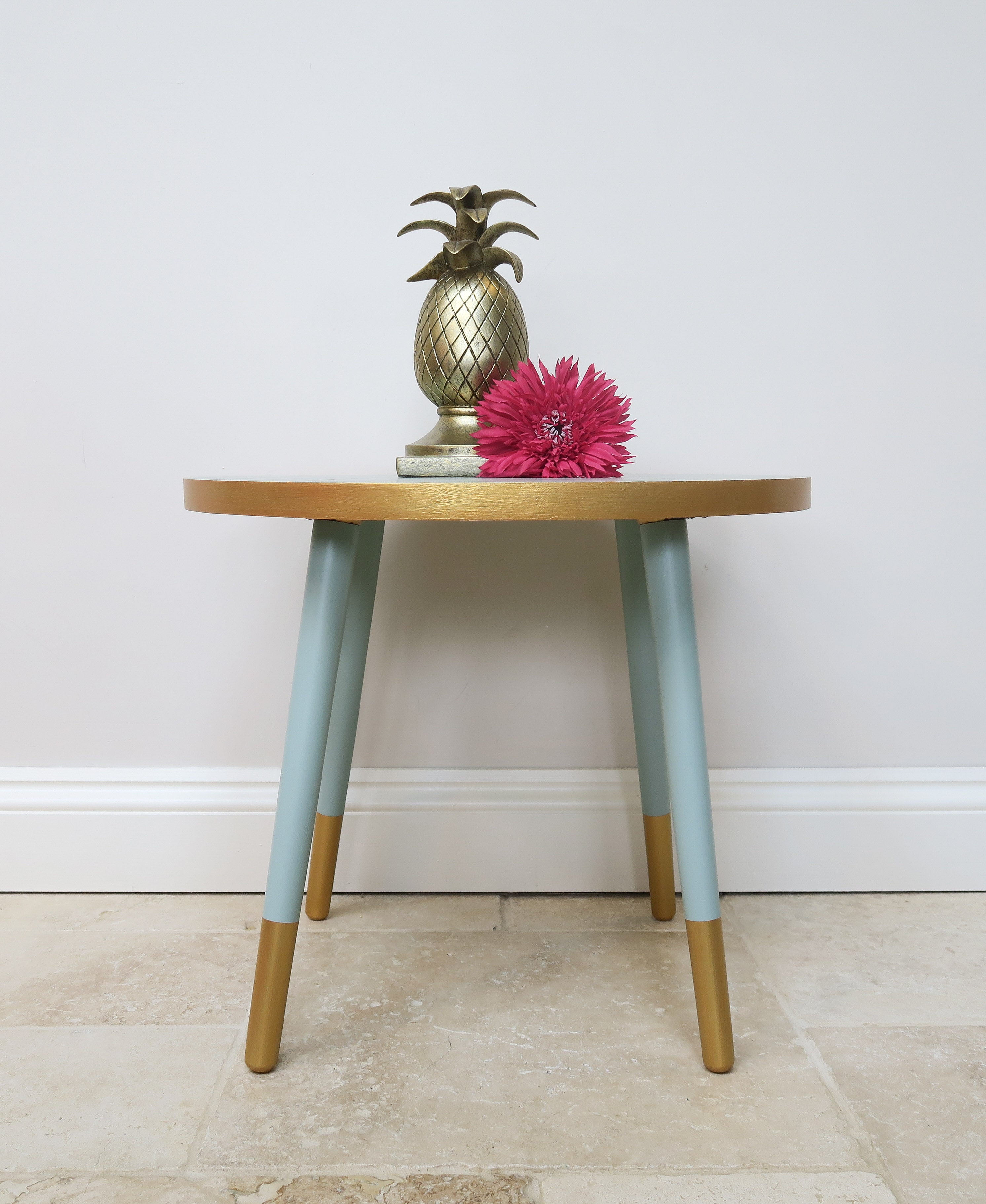 Aqua & Gold Striped Table