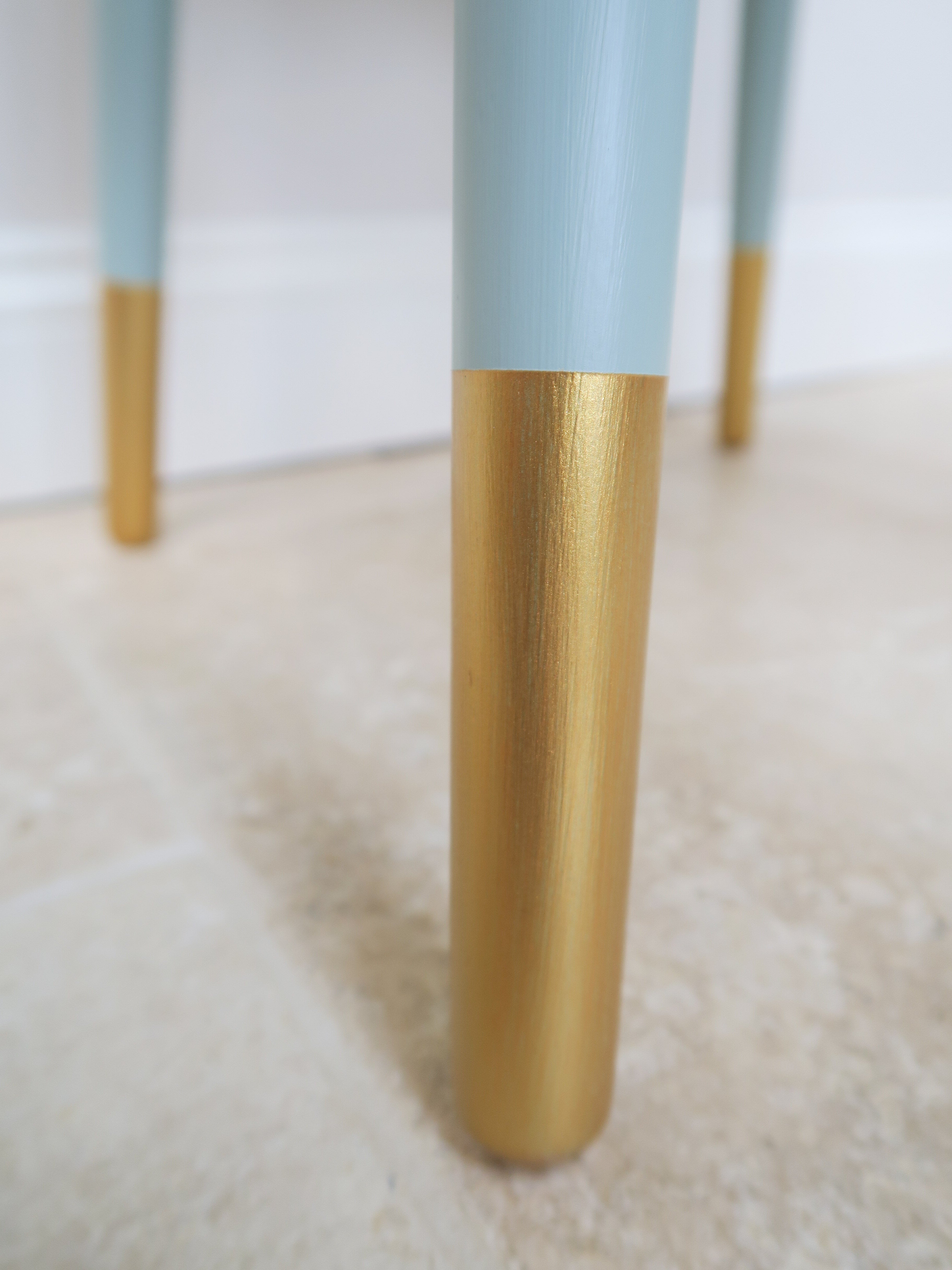 Aqua & Gold Striped Table