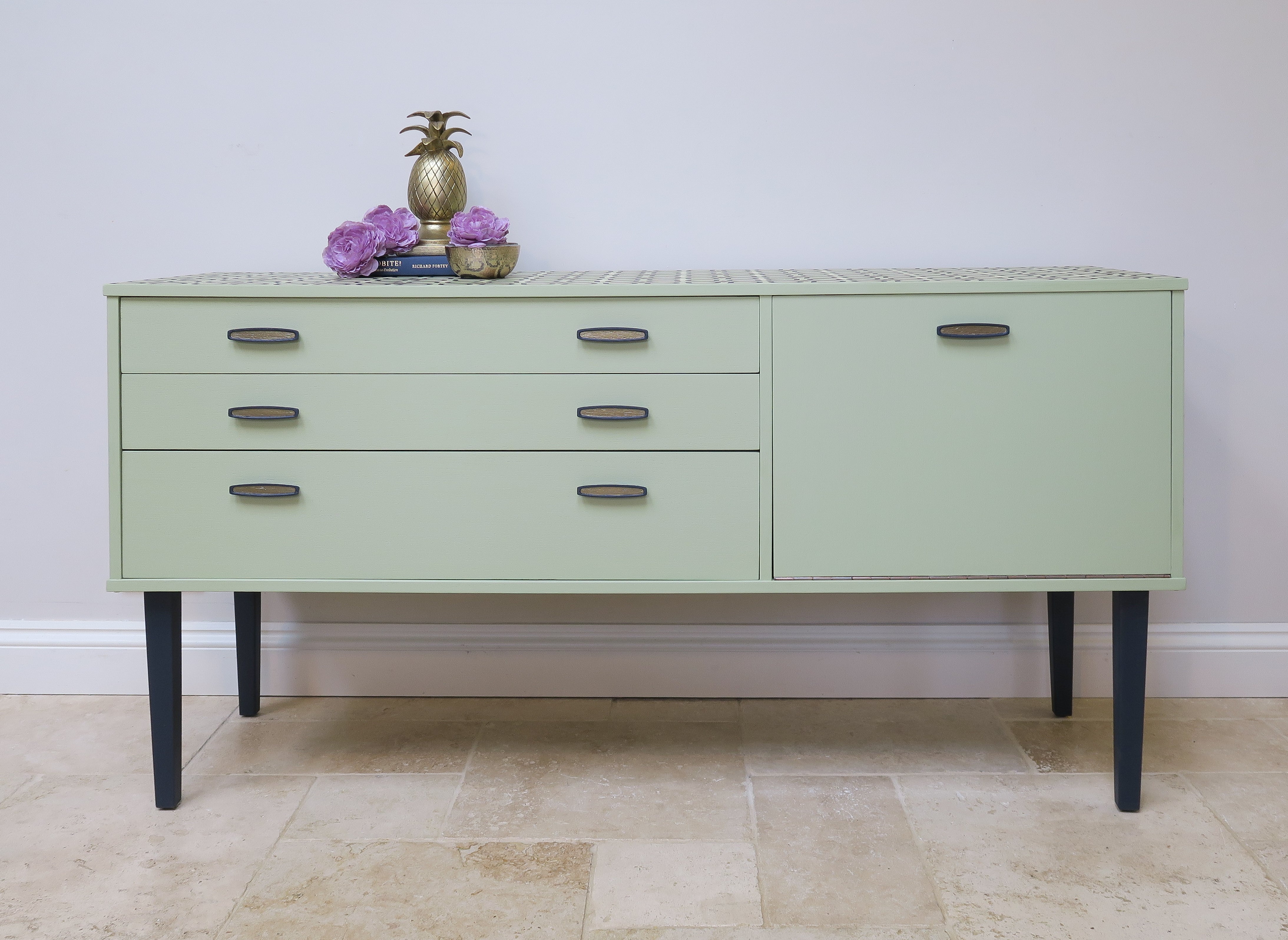 Retro Avalon Sideboard